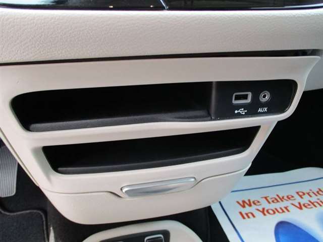 2017 Chrysler Pacifica Touring-L 4dr Mini-Van